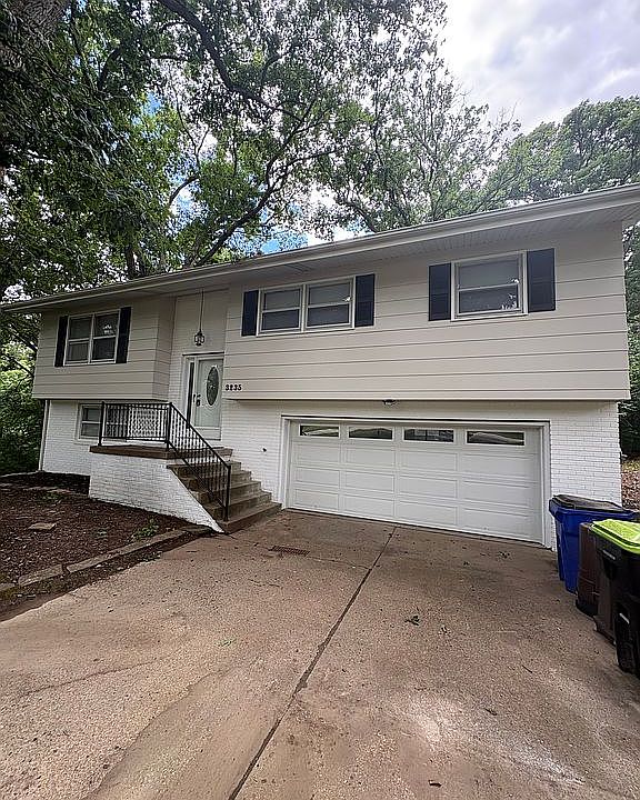 1st image of 3235 Greenlake Dr