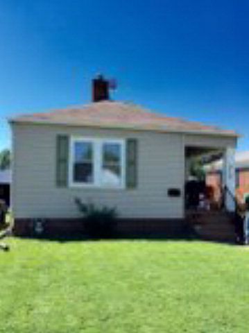 1st image of 318 E 21st St
