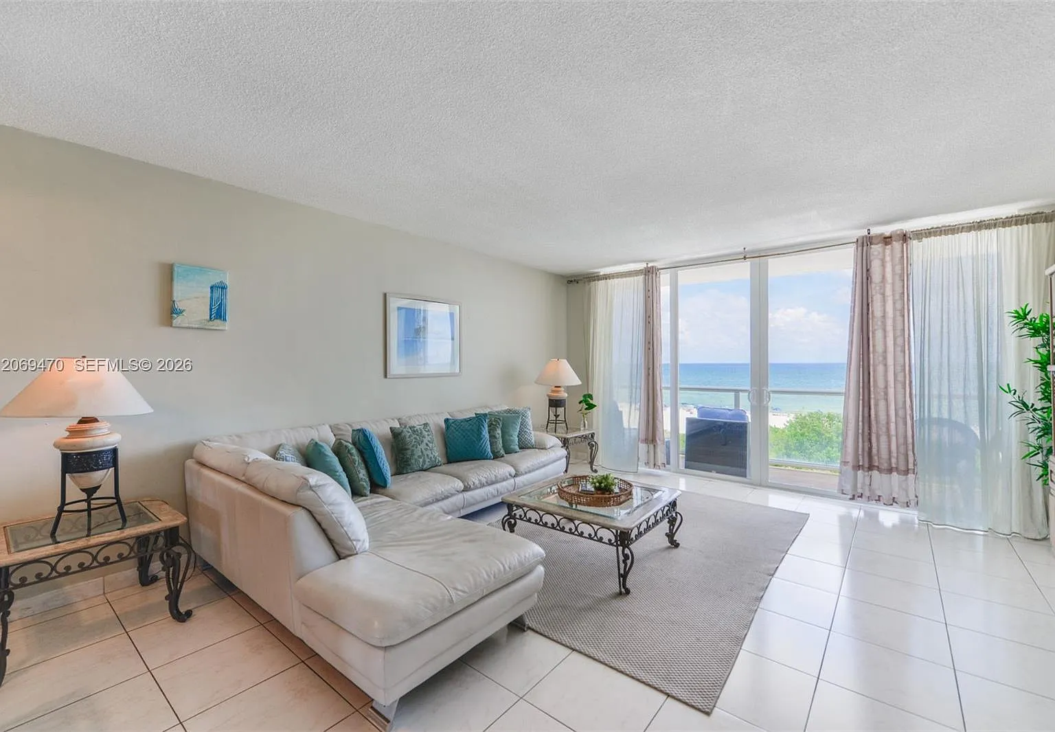 The Pavilion Condo — Photo 1