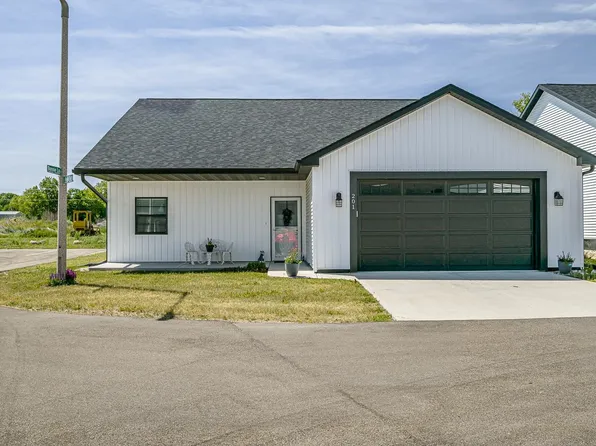 201 Boann Ter, Belleville, WI 53508