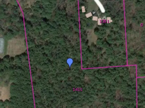 1411 Salisbury Rd, Sheffield, MA 01257