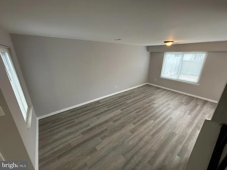 476 Bridge St — Photo 20
