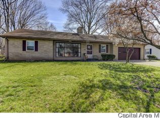 1928 Parkview Dr, Springfield, IL 62704