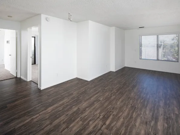 Villa Temecula Apartments, 4457 Temecula St Unit 206, San Diego, CA 92107