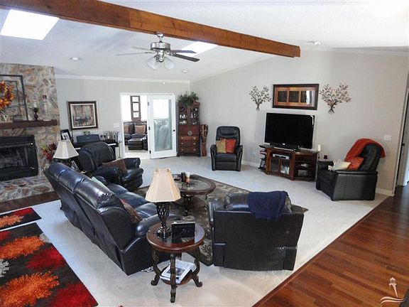 2nd image of 121 Country Club Dr