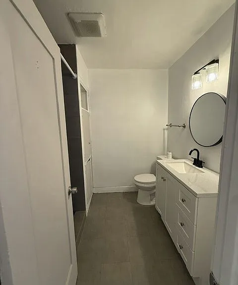 1347 N Citrus Ave — Photo 10