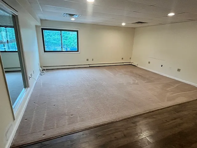 2 bed, 1250 sqft, $2,100 — Photo 4