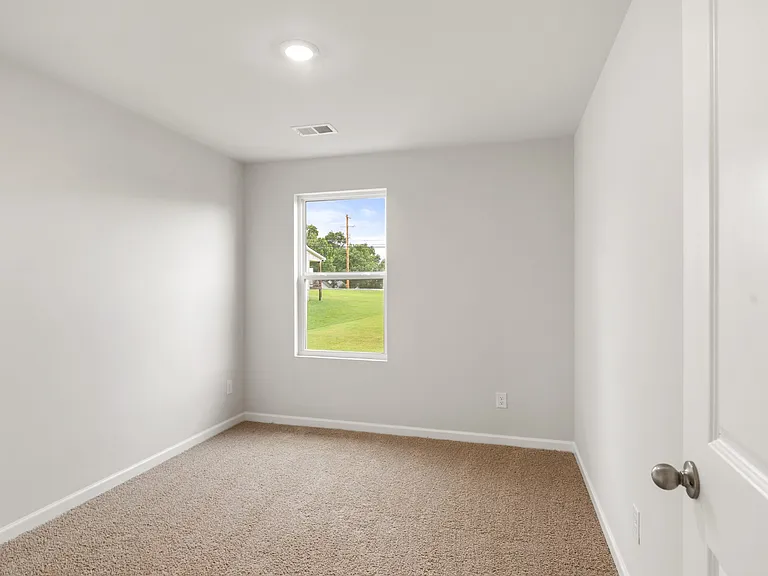 126 Mattie Ct — Photo 19