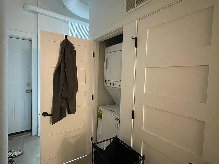 324 S Racine Ave #4N — Photo 15