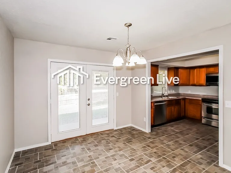 2837 Green Canyon Dr — Photo 8
