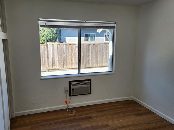 3rd image of 26491 Montana Way