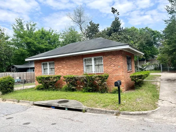 611 Gordon Ave, Albany, GA 31701