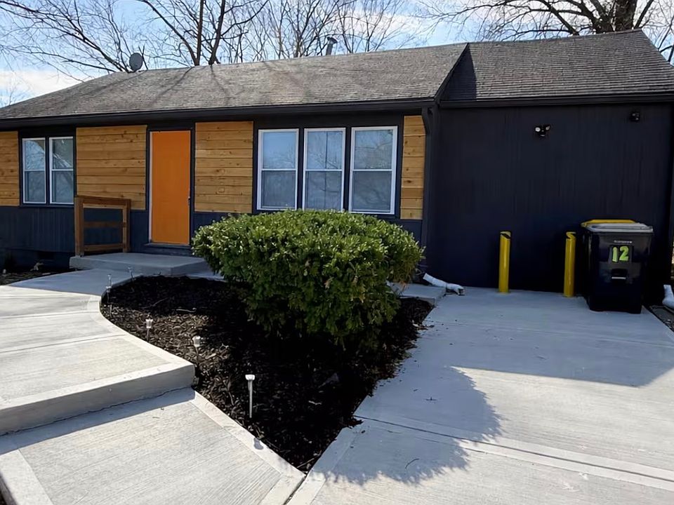 1st image of 4328 Cypress Ave