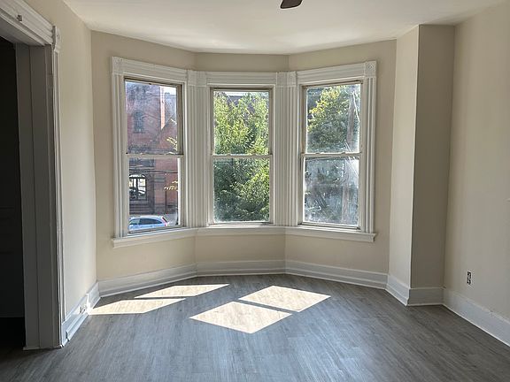 5th image of 574 Howard Ave Floor 2&3