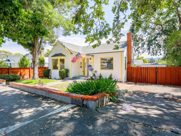 2354 Yajome St, Napa, CA 94558