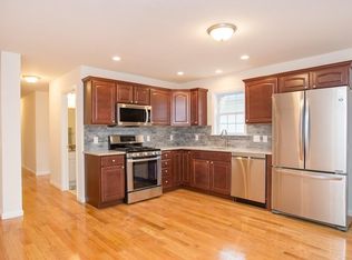 85 Yeamans St #2E, Revere, MA 02151