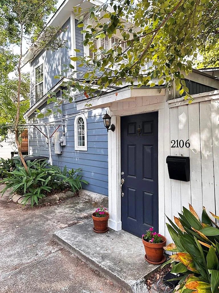 1 bed, 1.0 bath, 916 sqft, $1,700 — Photo 1