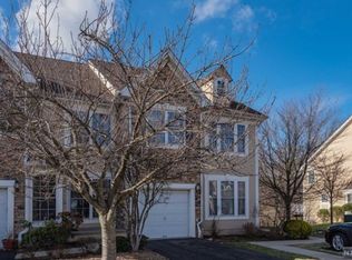 40 Magnolia Way, North Haledon, NJ 07508