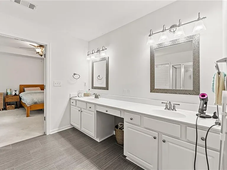 5087 Wellisford Ct — Photo 27