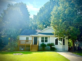 210 Redan Dr, Savannah, GA 31410