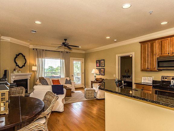 3rd image of 48 Stoneview Summit Ln Unit 2404