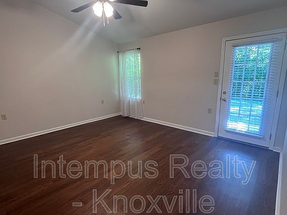 2nd image of 7401 Creek Song Ct