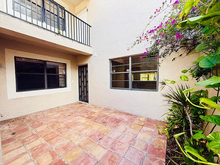 6654 Villa Sonrisa Dr #412 — Photo 16
