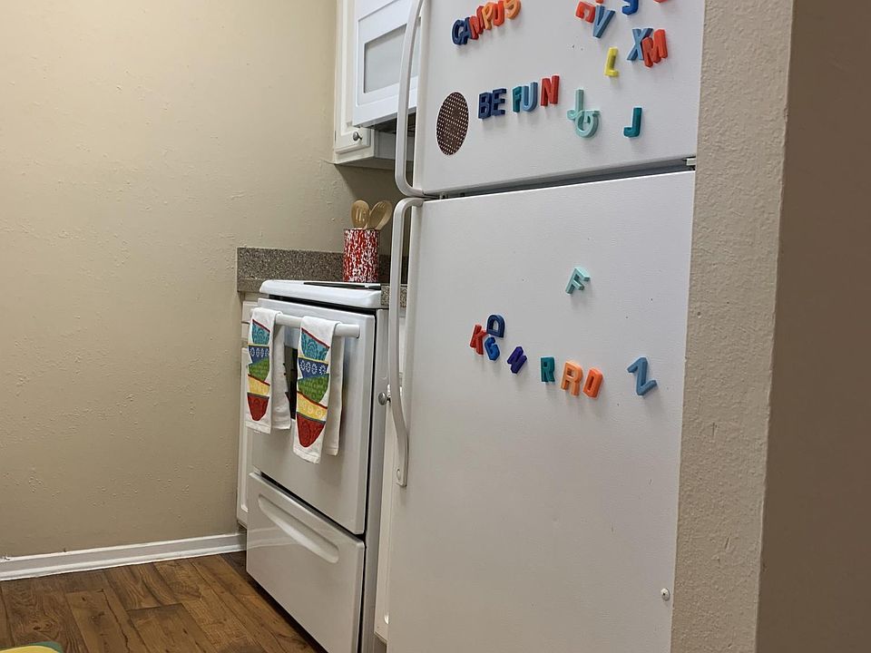 1st image of 802 N Lbj Dr #1001
