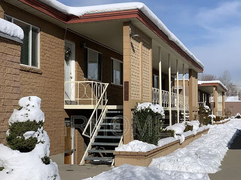 2 bed, 1.0 bath, 750 sqft, $1,349 — Photo 1