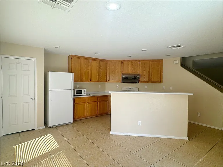 8305 Golden Amber St — Photo 8
