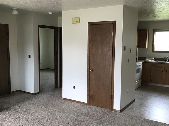 5th image of 2708 W Mendenhall St APT A