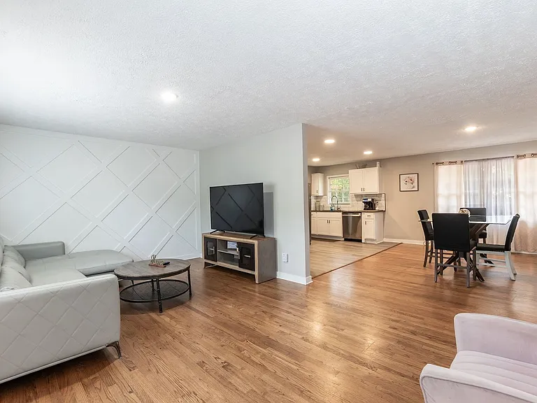 2212 Foxtrot Rd — Photo 15