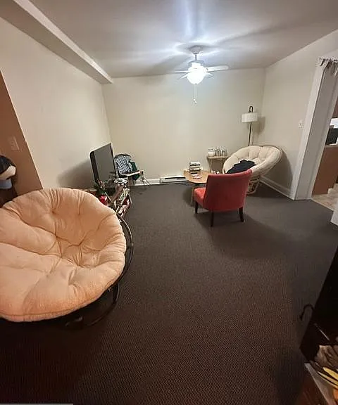 1320B Rowe St — Photo 2