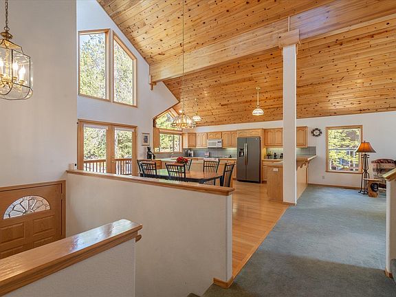 5th image of 11787 Brookstone Dr