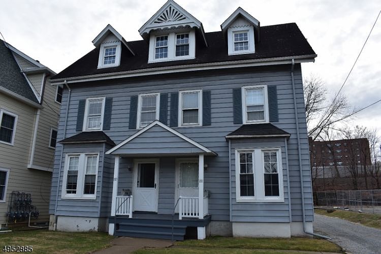 2nd image of 183 Morris St #2