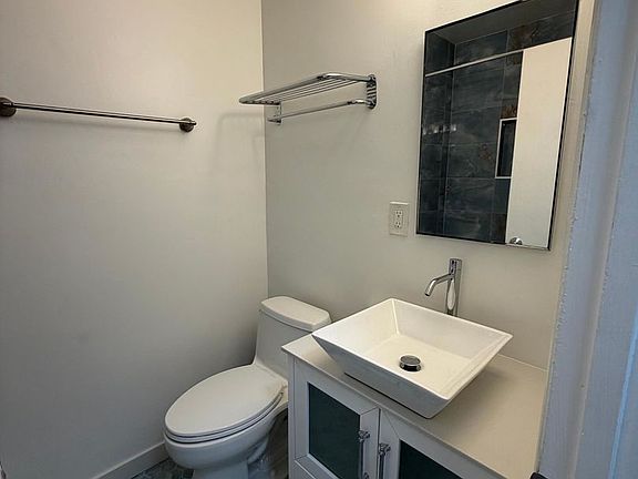 4th image of 2925 4th St APT 20