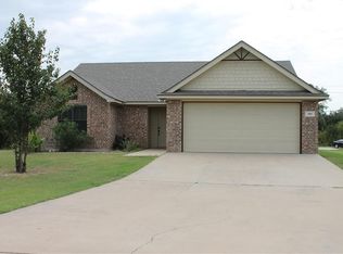 105 Skylar Ct, Glen Rose, TX 76043