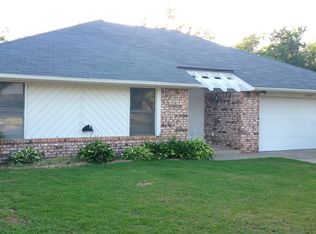 13425 Chinaberry Ln, Edmond, OK 73013