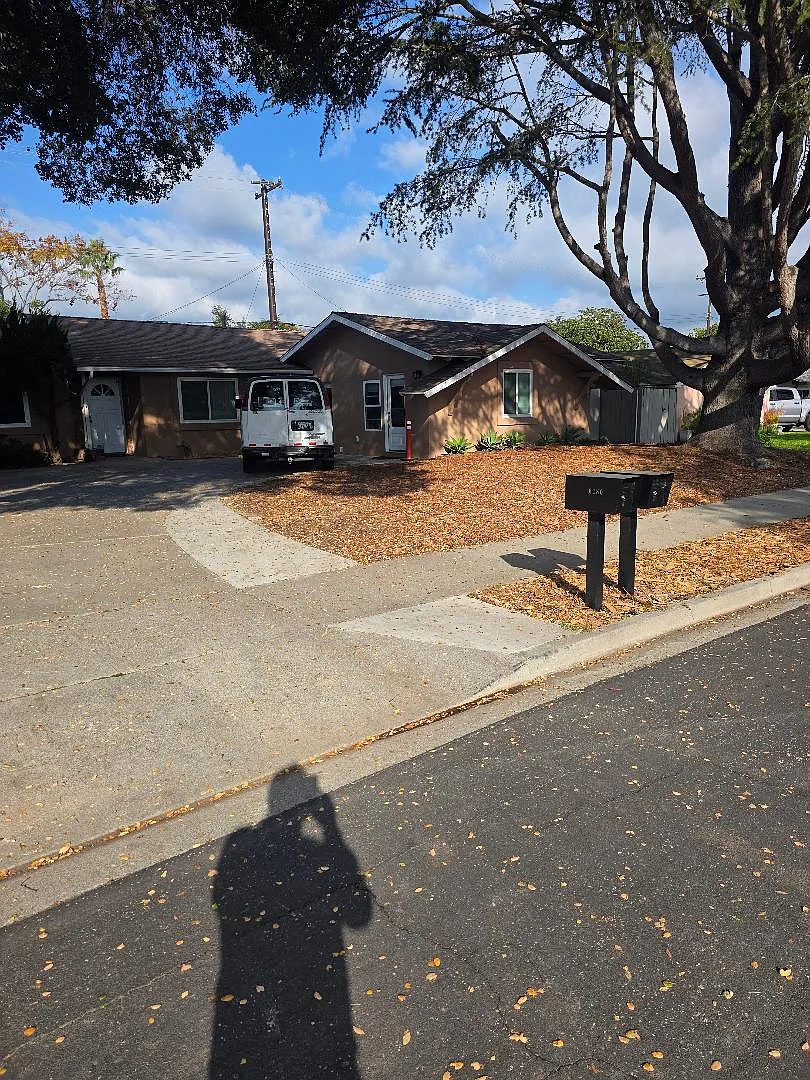 Building Photo - 6280 Shamrock Ave #2-B