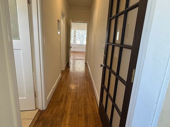 5th image of 4369 Adeline St APT 1
