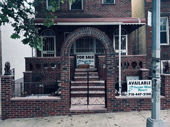 114 Terrace Place image 1 of 28