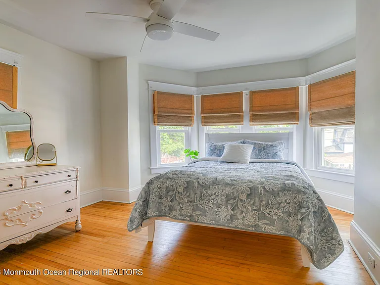 67 Delaware Ave — Photo 24