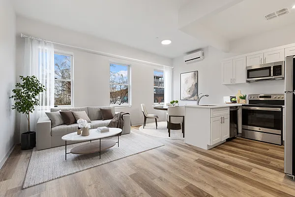 Rented by MNS | media 15