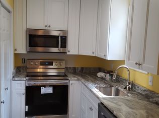 1831 Shore Dr, Edgewater, MD 21037