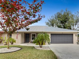 284 5th Ave, Labelle, FL 33935