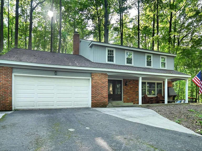 9401 Croom Acres Dr — Photo 22