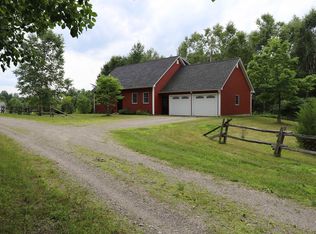 219 Roberts Dr, Derby, VT 05829