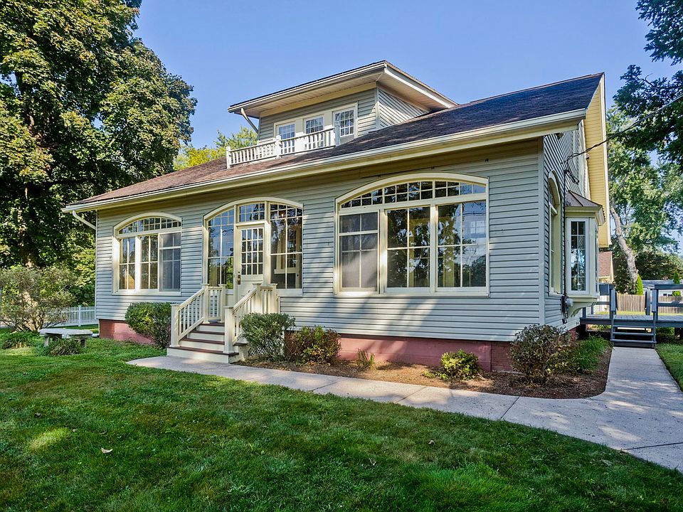 615 Newton St South Hadley MA Zillow