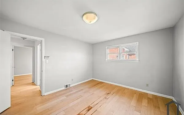 21516 Halworth Rd — Photo 18