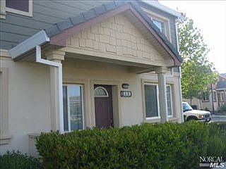 2nd image of 616 Daniels Ave
